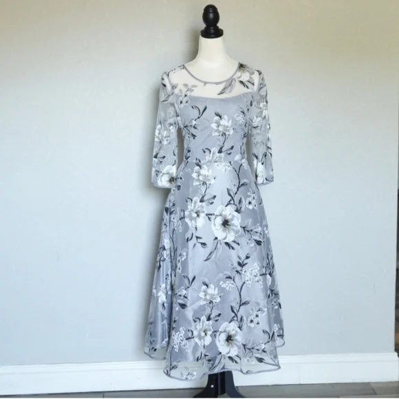 Gray / Black / White Floral Dress Size M - Picture 1 of 7